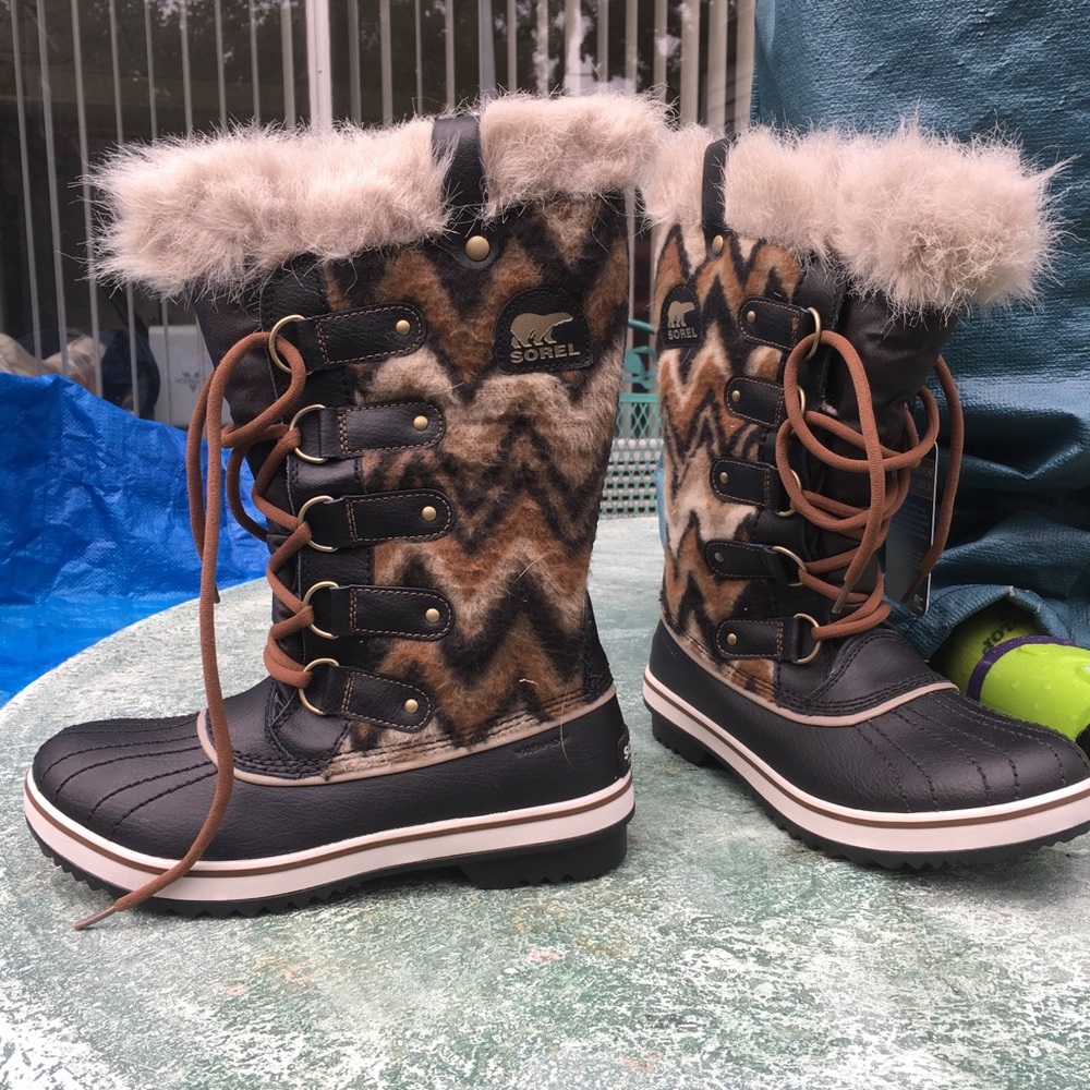 Sorel size 8 winter boots